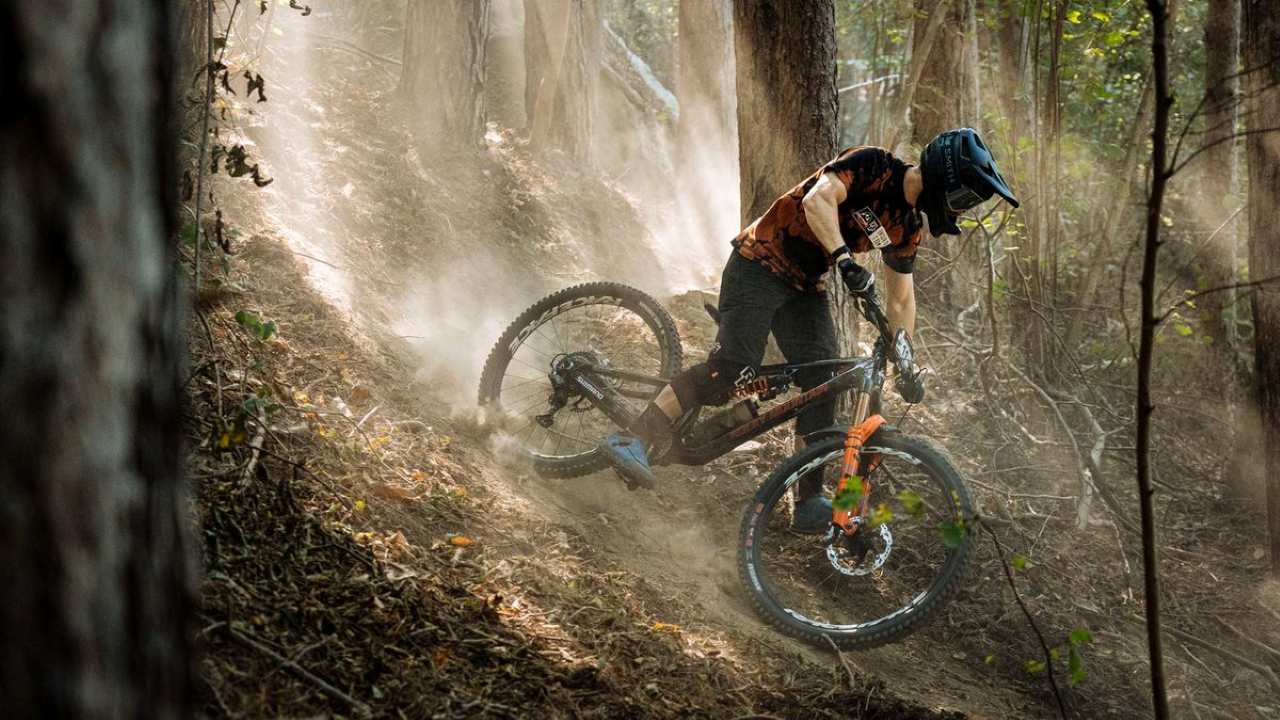 Enduro biciklizam za početnike – vodič za ulazak u svijet adrenalina