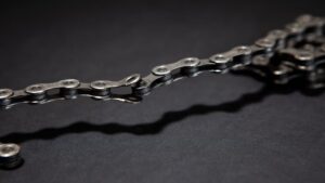 Šta uraditi kada pukne lanac na biciklu u vožnji