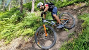 Trening – Tvoje putovanje ka boljoj formi uz MTB Evolution 16 SIGURNOST NA TRAILU OBAVEZNA OPREMA I PRAVILA ZA SIGURNU MTB VOŽNJU