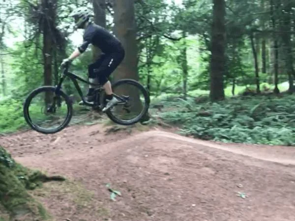 MTB jump skok