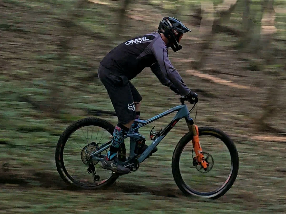 Član u akciji na stazi Bike Park Evolution