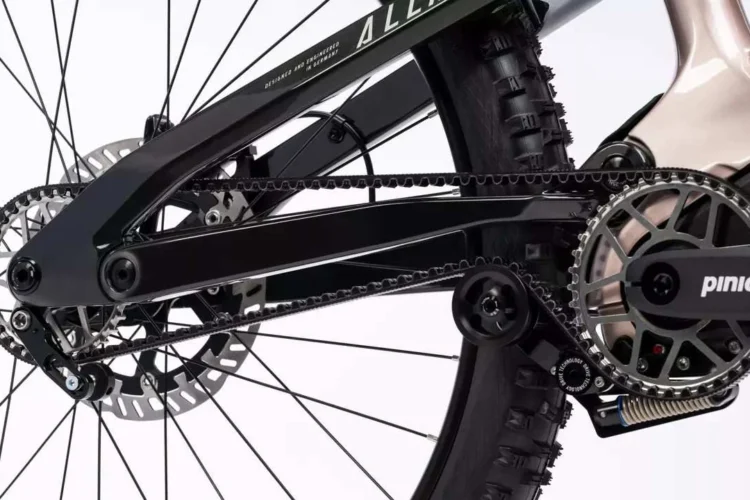 MTB Tehnologija 2026: Gearbox, Automatski Mjenjači i Budućnost