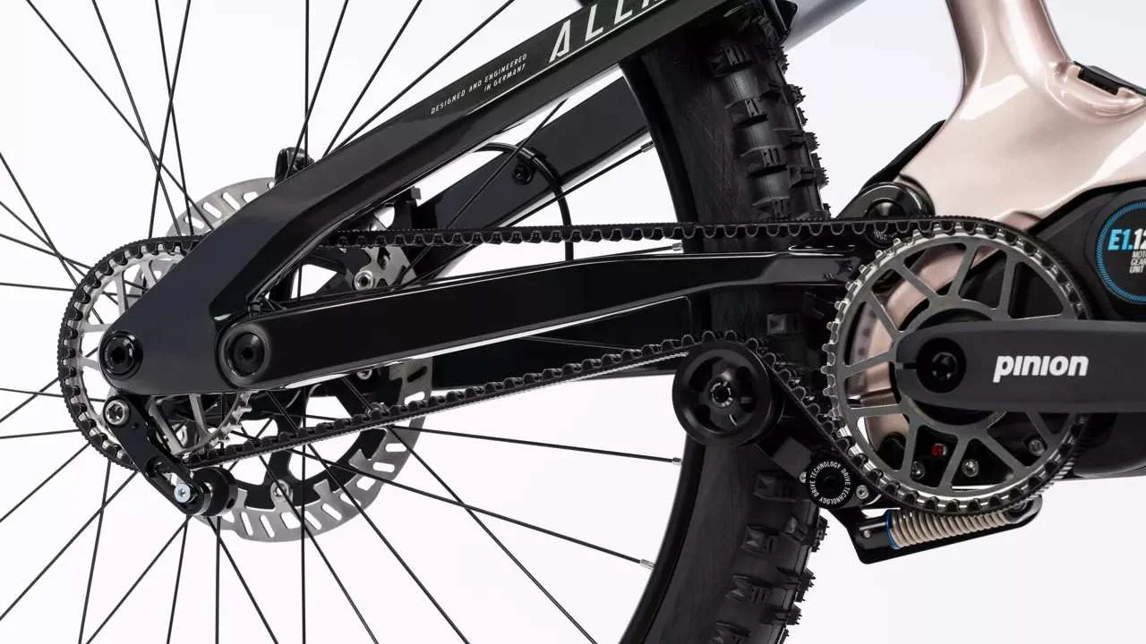 MTB Tehnologija 2026: Gearbox, Automatski Mjenjači i Budućnost