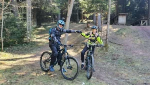 Škola biciklizma za djecu: Kako tehnika pobjeđuje strah? (Video)
