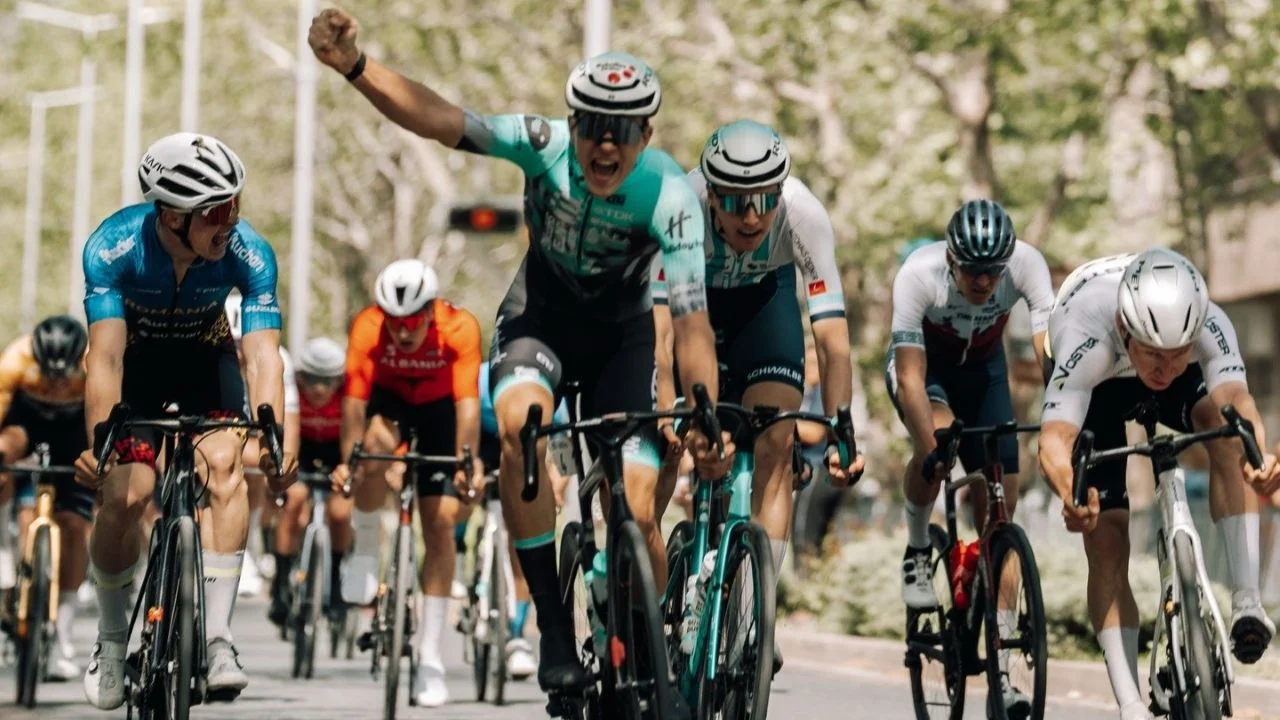 Tour of BiH 2026: Spektakularan sprint u Mostaru i rezultati prve etape