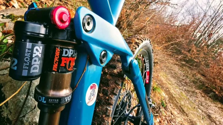 Fox zadnji amortizer Float DPX2 Factory sa Extra Volume komorom na MTB biciklu